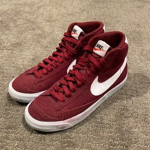 Nike Blazers Red Suede